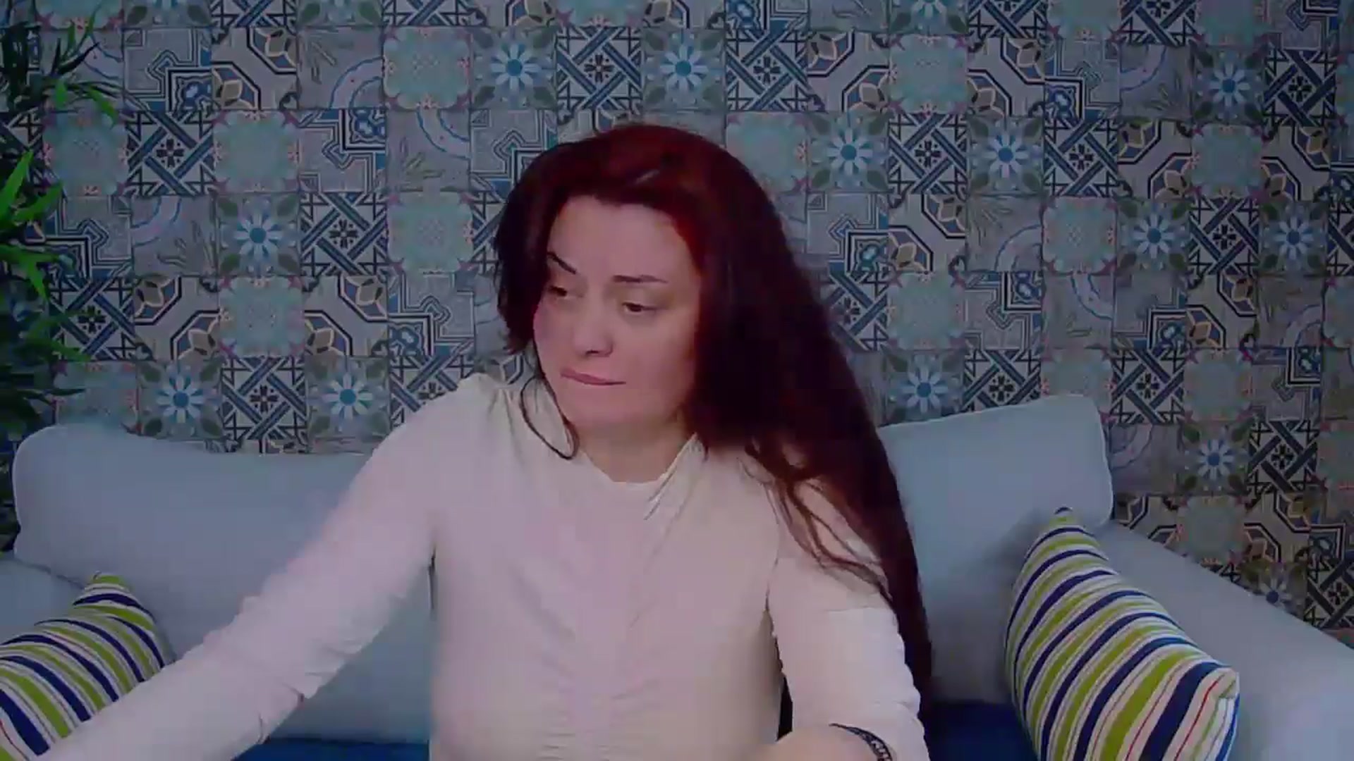 Gallery image thumbnail from ForeverChic's myfreecams stream on, 01/12/2025, 08:57 image 15 of 20
