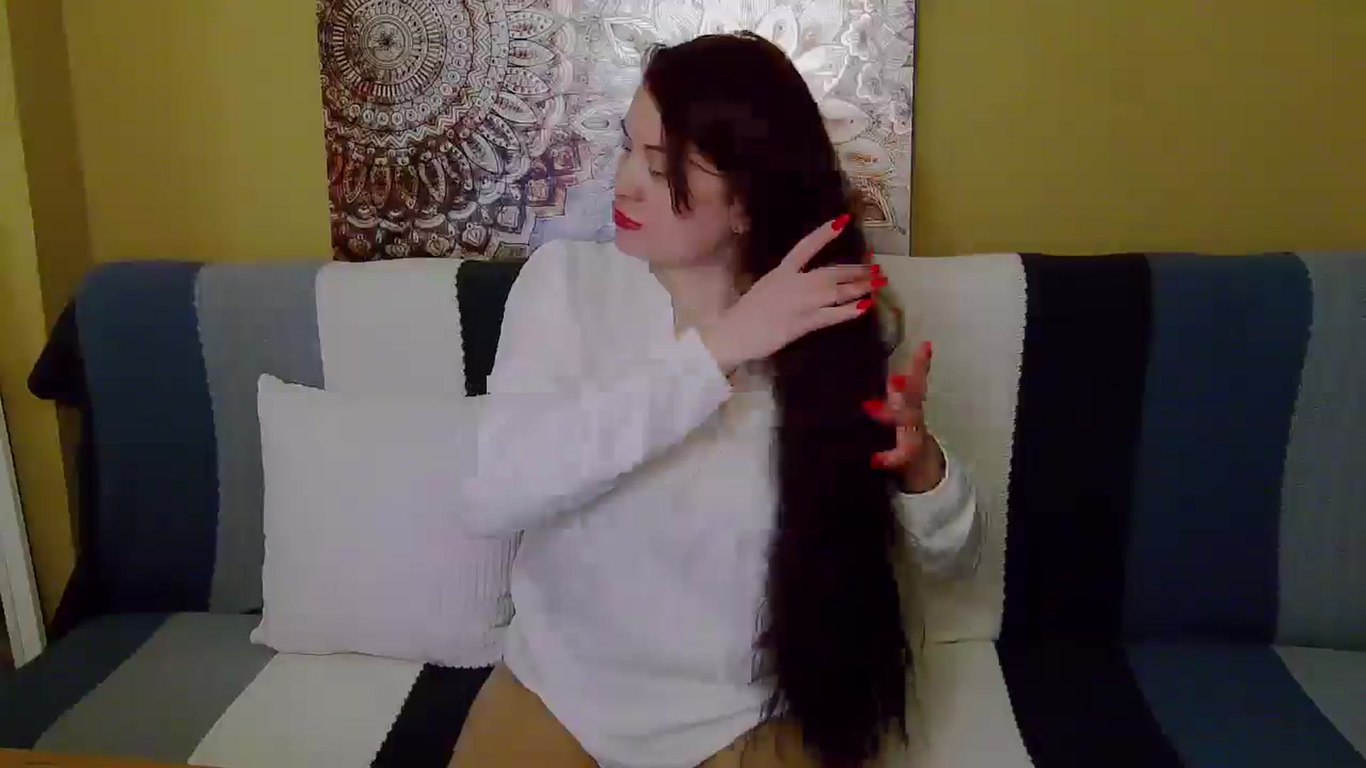 Gallery image thumbnail from ForeverChic's myfreecams stream on, 01/14/2025, 15:25 image 15 of 20