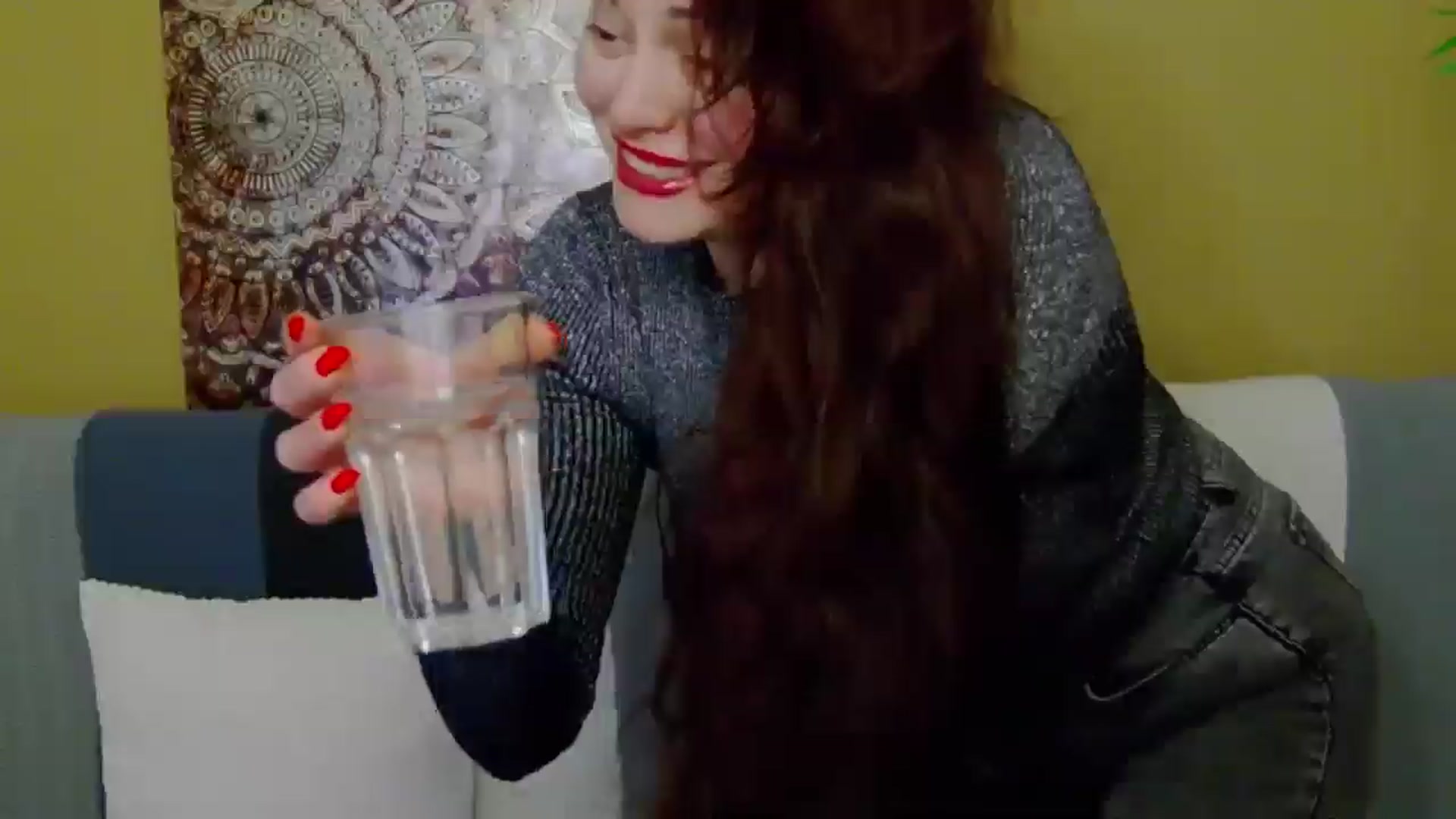 Gallery image thumbnail from ForeverChic's myfreecams stream on, 01/15/2025, 14:54 image 2 of 20