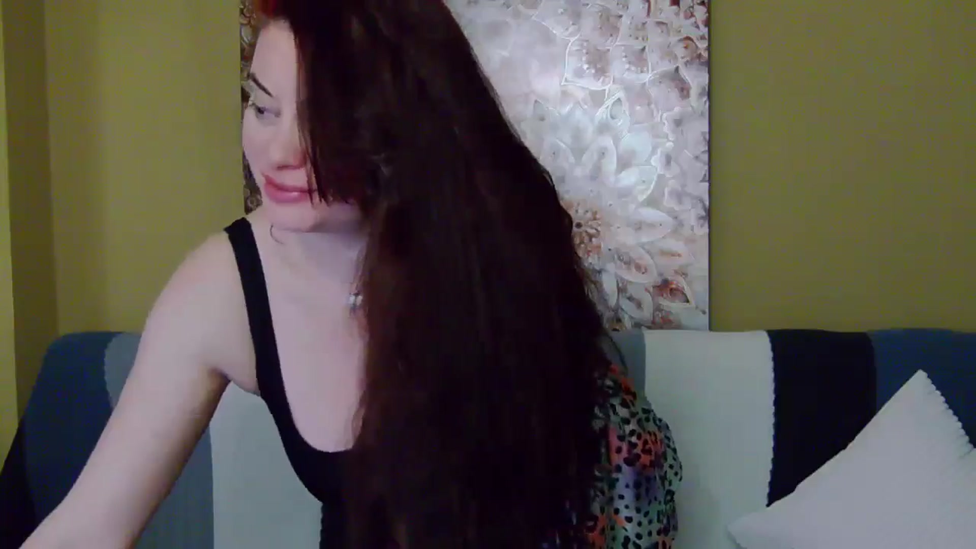 Gallery image thumbnail from ForeverChic's myfreecams stream on, 01/18/2025, 09:47 image 16 of 20