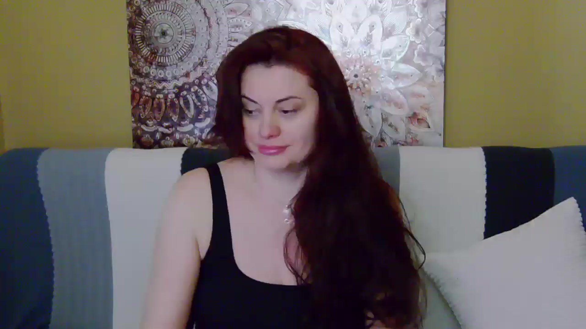 Gallery image thumbnail from ForeverChic's myfreecams stream on, 01/18/2025, 11:24 image 9 of 20