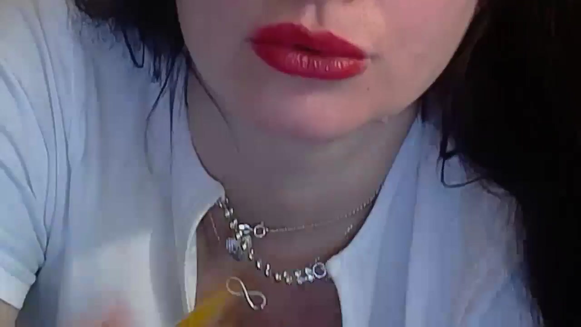 Gallery image thumbnail from ForeverChic's myfreecams stream on, 01/19/2025, 14:06 image 13 of 20