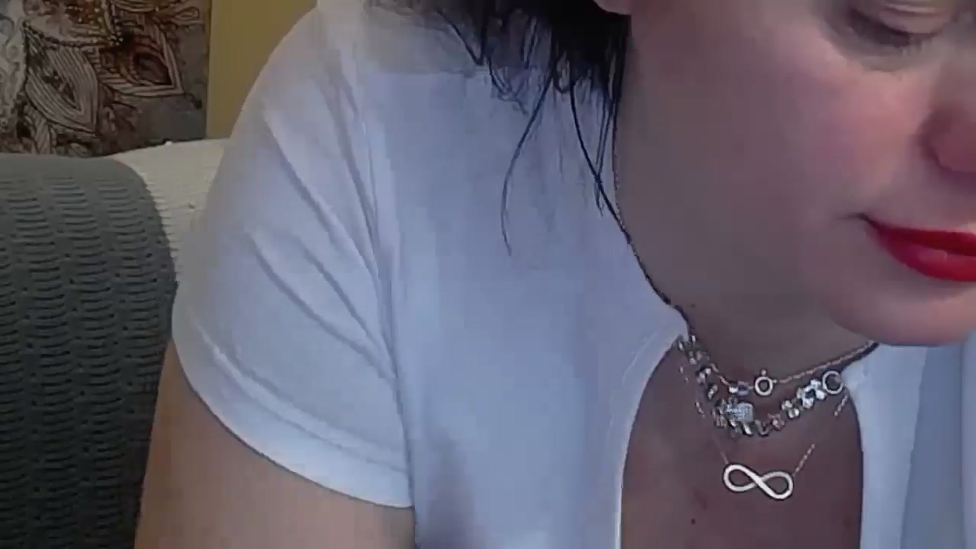 Gallery image thumbnail from ForeverChic's myfreecams stream on, 01/19/2025, 14:06 image 12 of 20