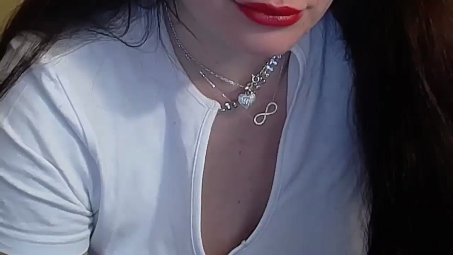 Gallery image thumbnail from ForeverChic's myfreecams stream on, 01/19/2025, 14:06 image 14 of 20