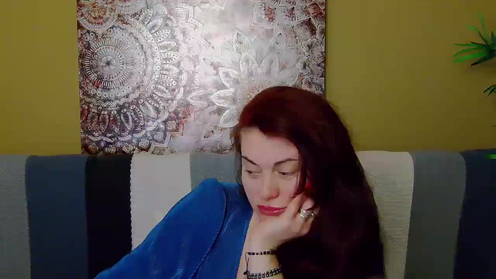 Gallery image thumbnail from ForeverChic's myfreecams stream on, 01/25/2025, 08:23 image 2 of 20