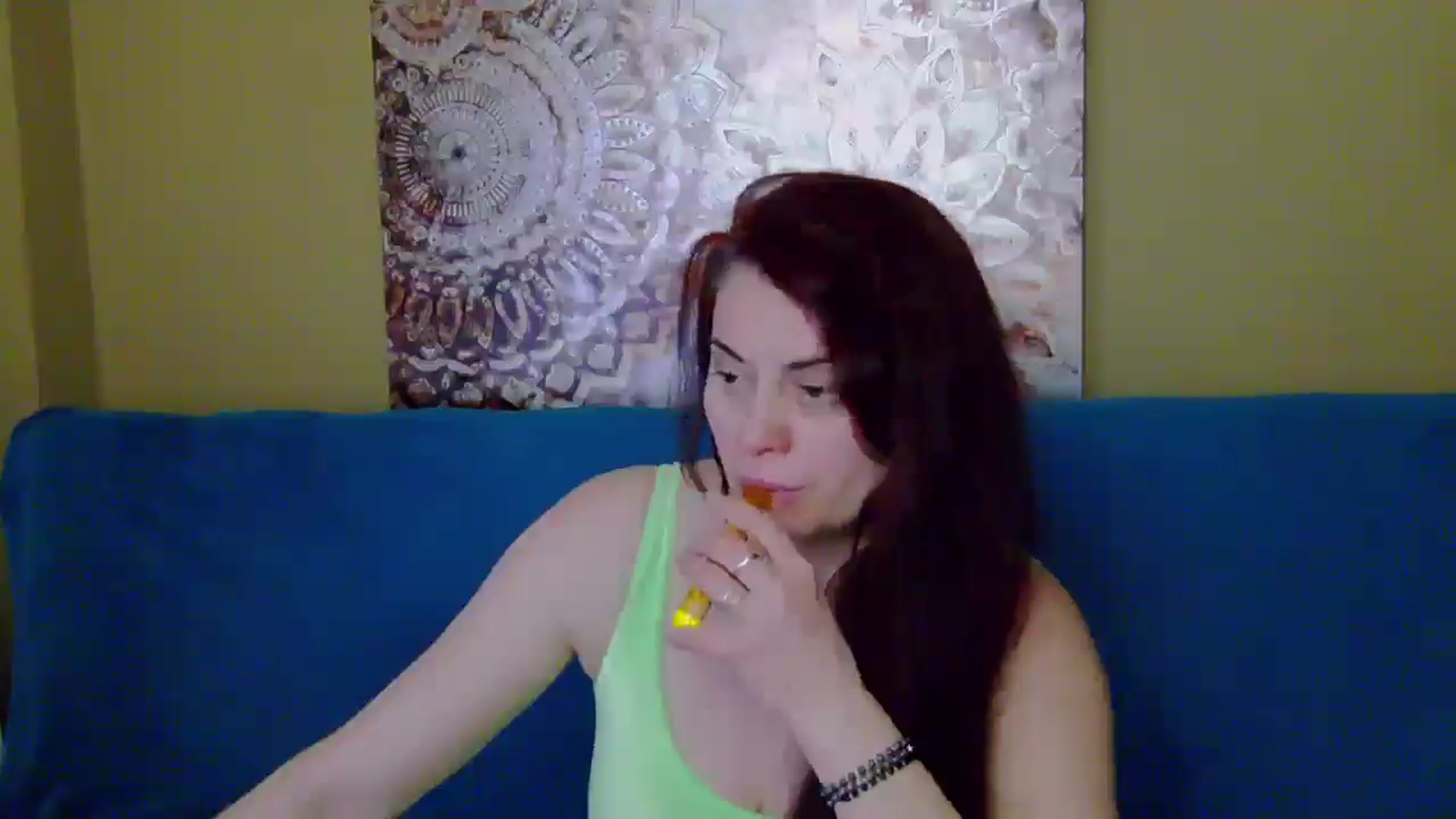 Gallery image thumbnail from ForeverChic's myfreecams stream on, 02/05/2025, 15:49 image 5 of 20