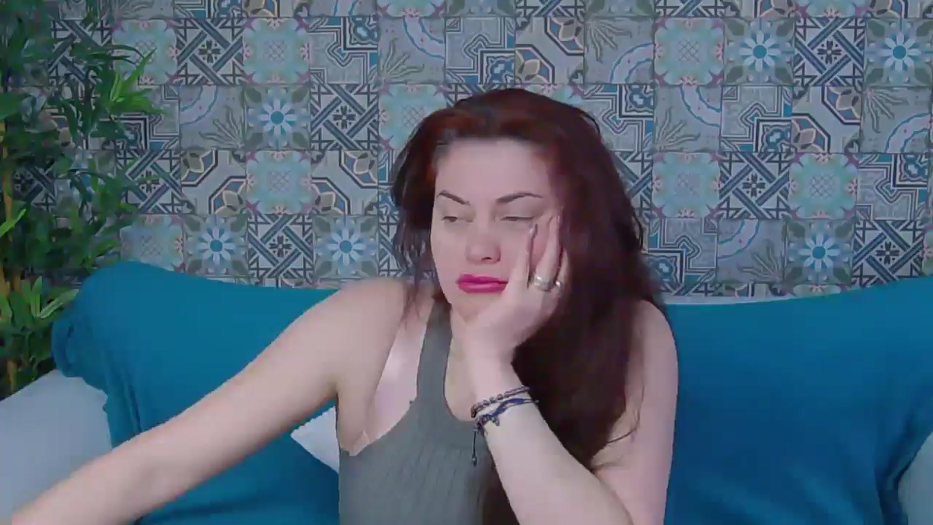 Gallery image thumbnail from ForeverChic's myfreecams stream on, 02/10/2025, 07:36 image 12 of 20