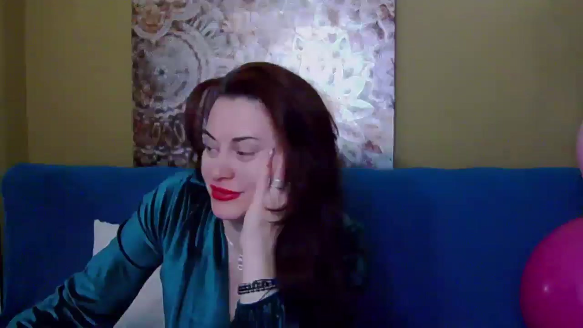 Gallery image thumbnail from ForeverChic's myfreecams stream on, 02/14/2025, 08:06 image 7 of 20