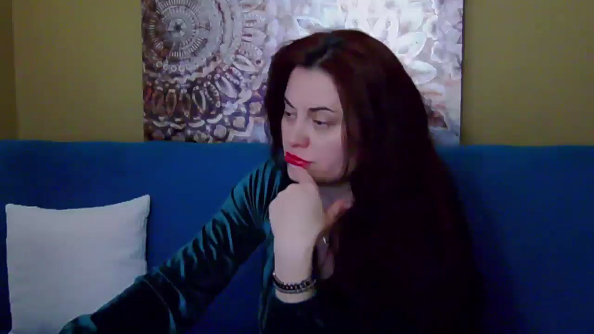 Gallery image thumbnail from ForeverChic's myfreecams stream on, 02/14/2025, 10:21 image 10 of 20