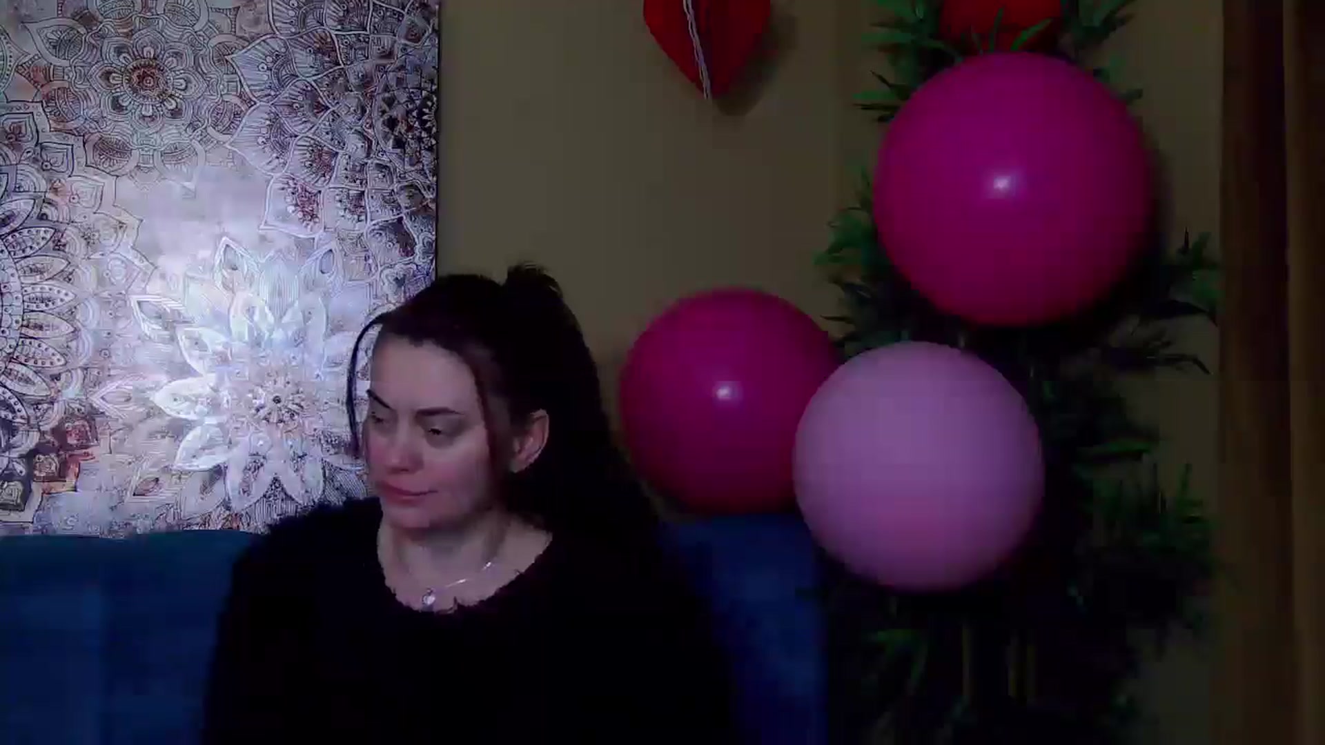 Gallery image thumbnail from ForeverChic's myfreecams stream on, 02/15/2025, 12:03 image 7 of 20