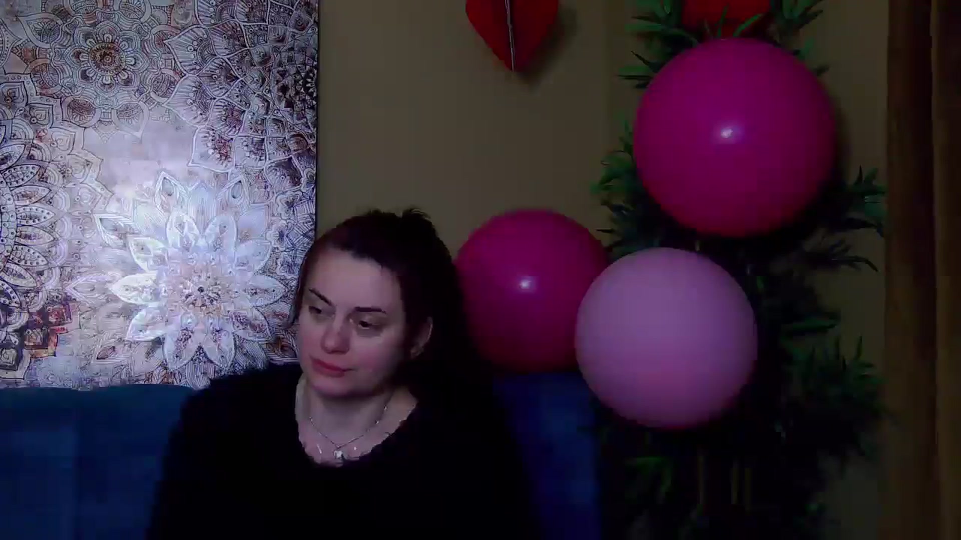 Gallery image thumbnail from ForeverChic's myfreecams stream on, 02/15/2025, 12:03 image 8 of 20