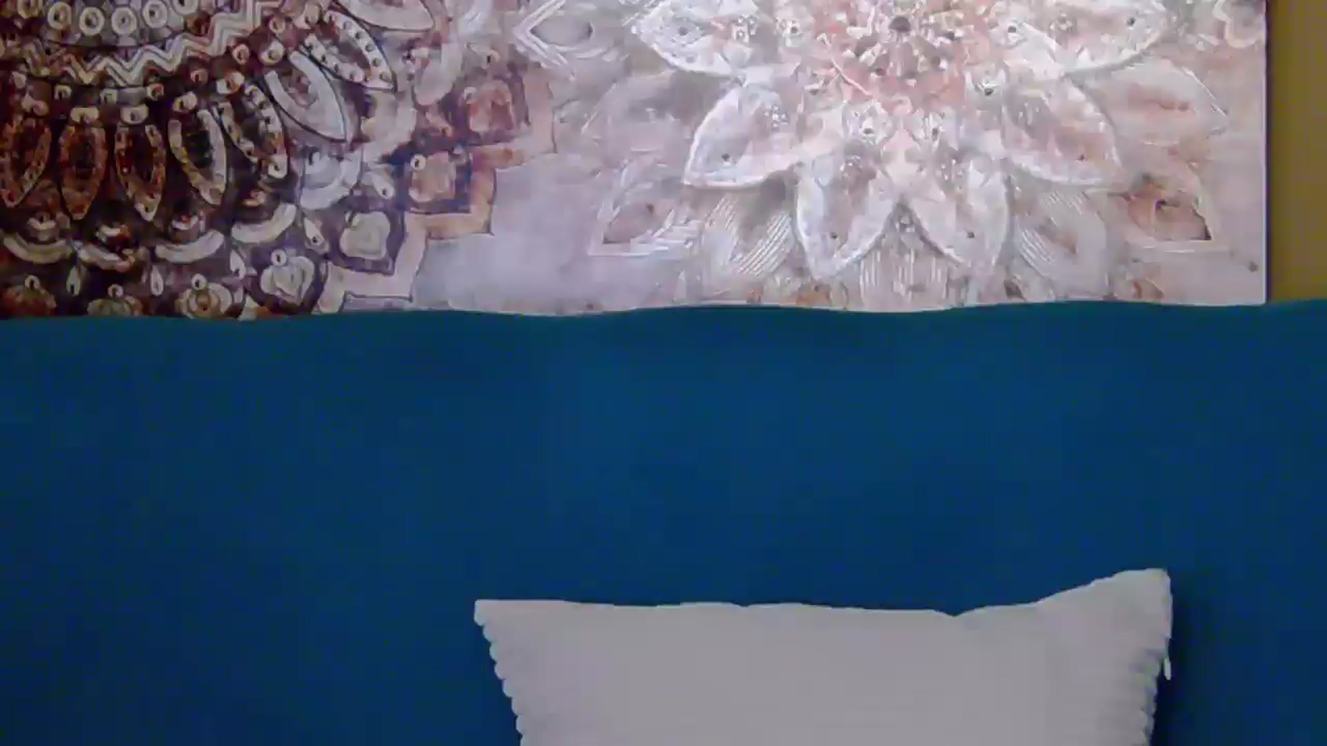 Gallery image thumbnail from ForeverChic's myfreecams stream on, 02/19/2025, 08:52 image 18 of 20