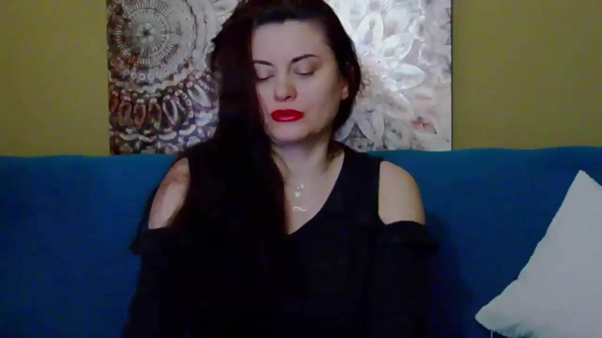Gallery image thumbnail from ForeverChic's myfreecams stream on, 02/19/2025, 08:52 image 4 of 20