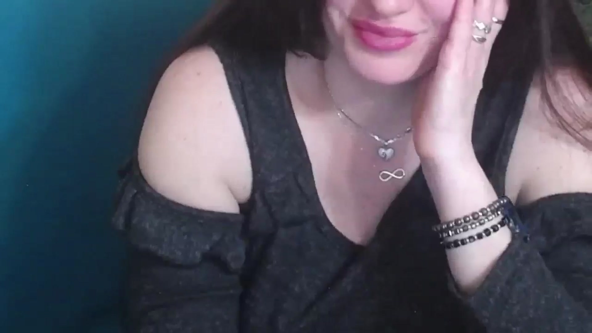 Gallery image thumbnail from ForeverChic's myfreecams stream on, 02/19/2025, 10:53 image 6 of 20