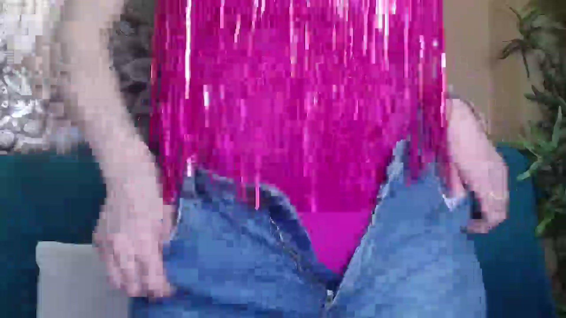 Gallery image thumbnail from ForeverChic's myfreecams stream on, 03/05/2025, 15:02 image 18 of 20