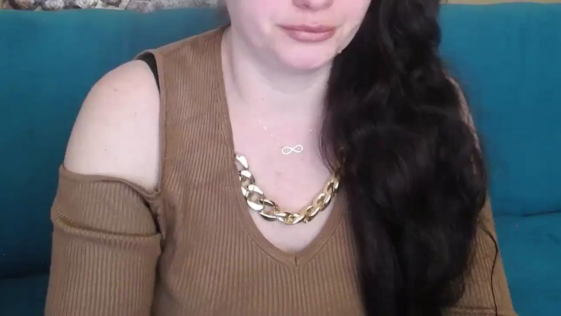 Gallery image thumbnail from ForeverChic's myfreecams stream on, 03/06/2025, 10:22 image 2 of 20