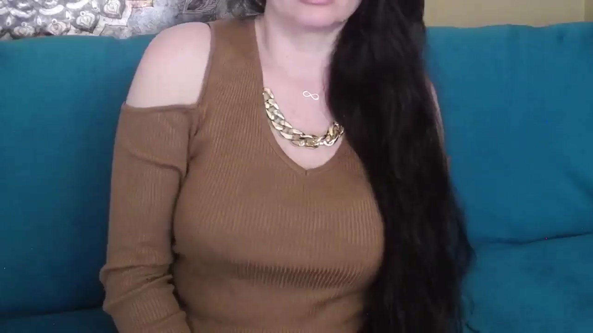 Gallery image thumbnail from ForeverChic's myfreecams stream on, 03/06/2025, 13:51 image 12 of 20