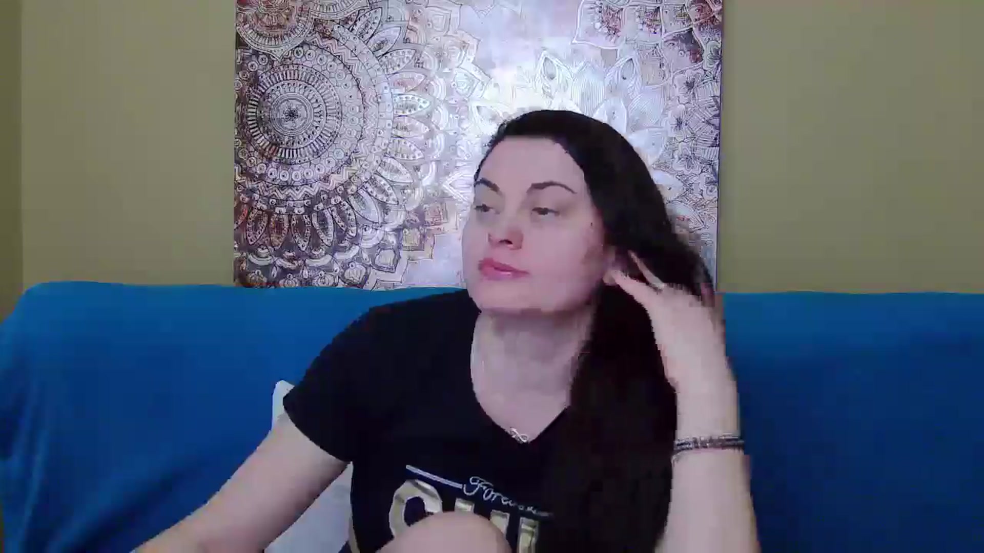 Gallery image thumbnail from ForeverChic's myfreecams stream on, 03/07/2025, 10:57 image 9 of 20
