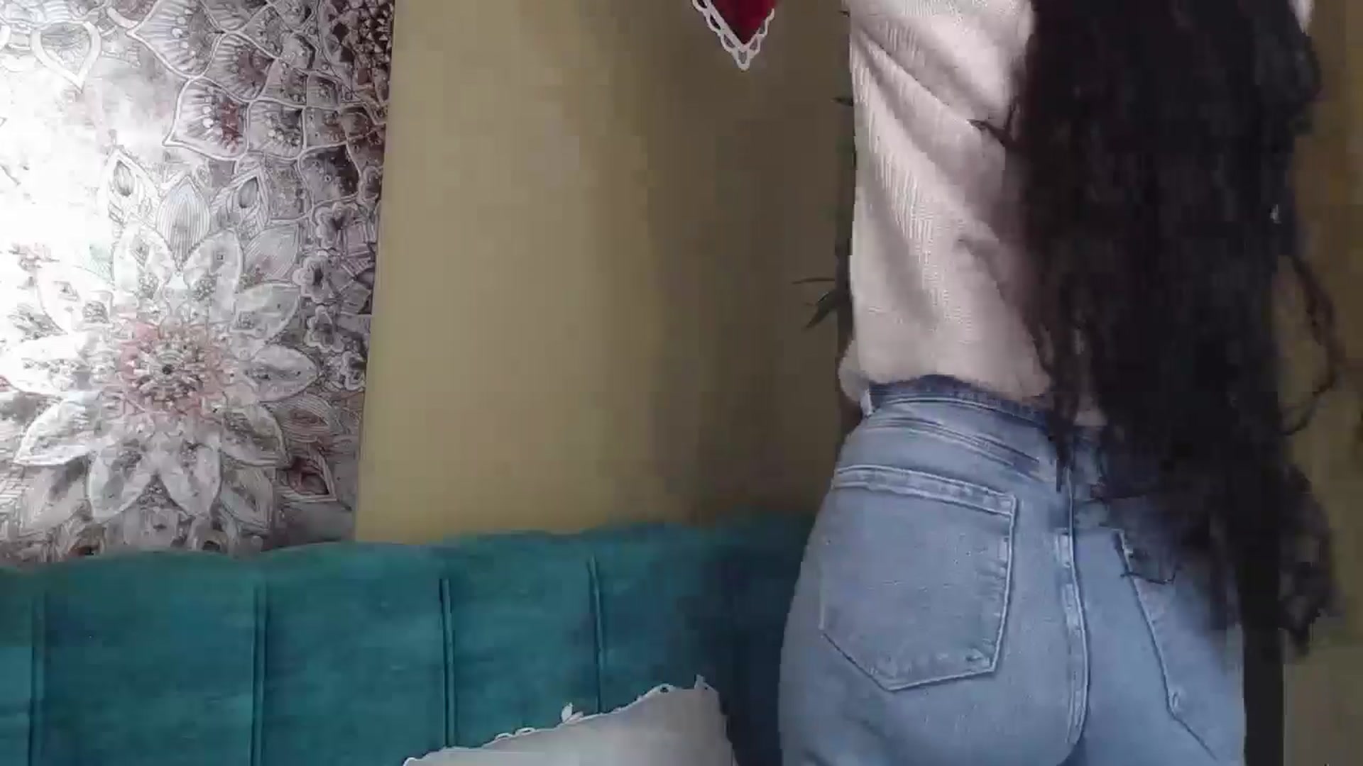 Gallery image thumbnail from ForeverChic's myfreecams stream on, 03/19/2025, 08:08 image 6 of 20