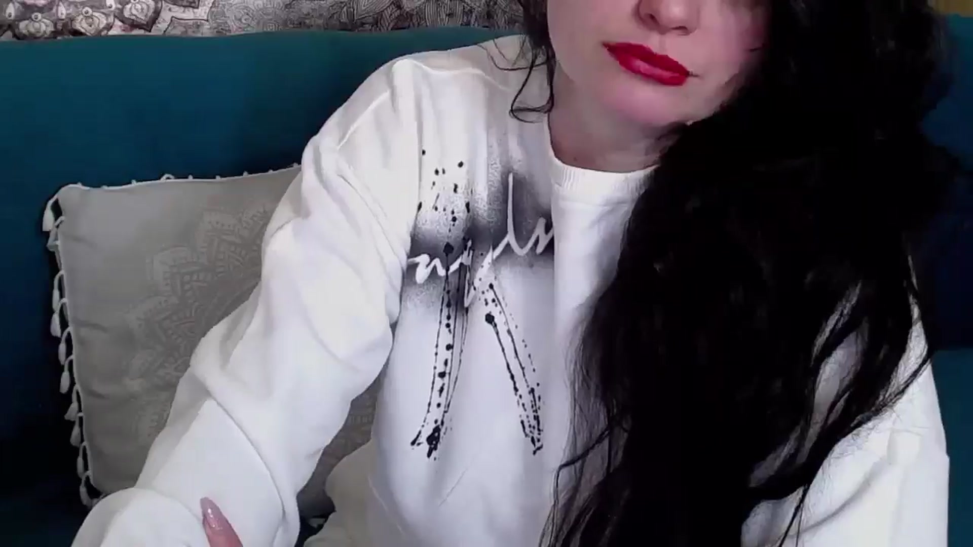 Gallery image thumbnail from ForeverChic's myfreecams stream on, 03/26/2025, 08:43 image 17 of 20