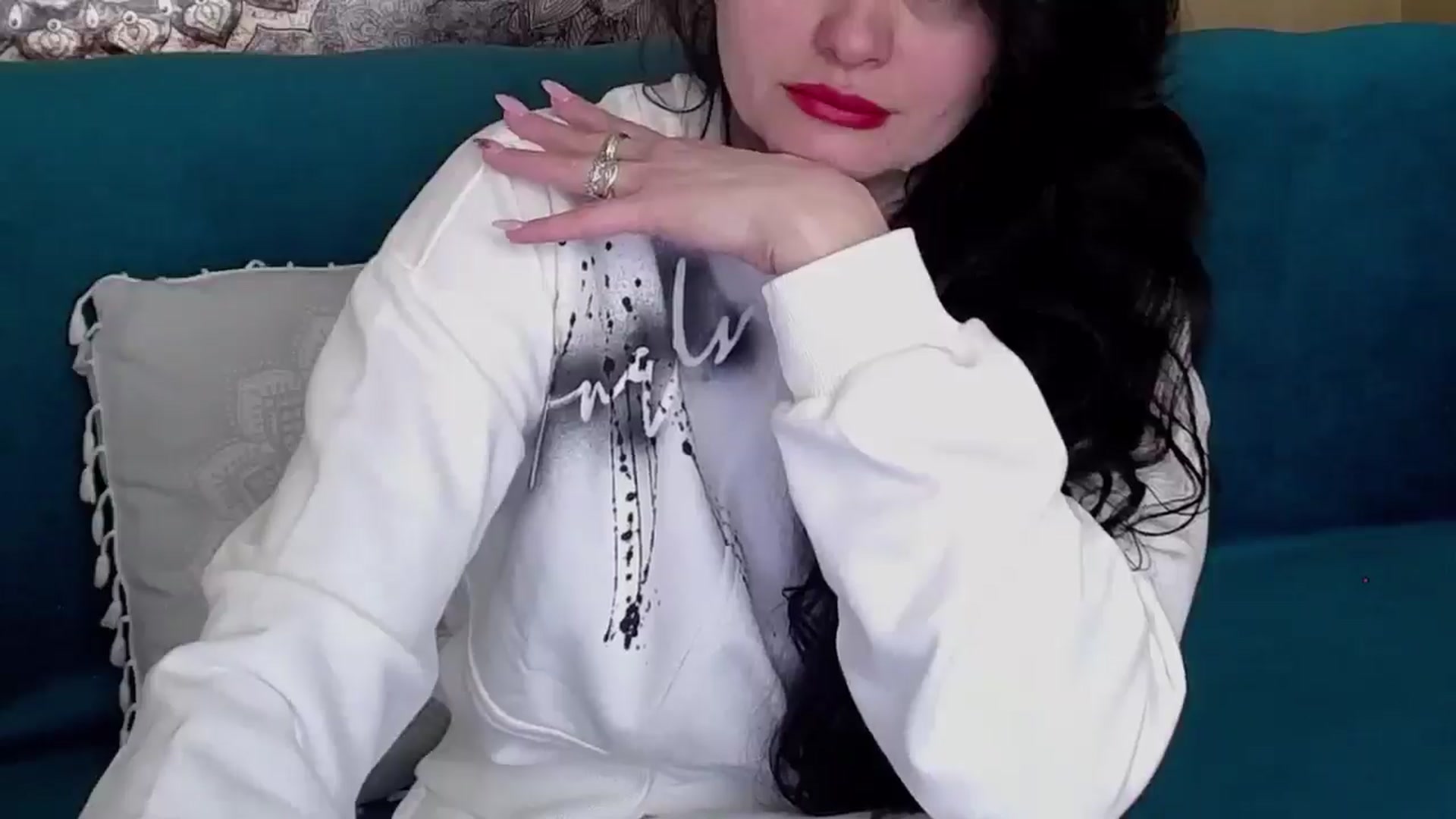 Gallery image thumbnail from ForeverChic's myfreecams stream on, 03/26/2025, 08:43 image 10 of 20