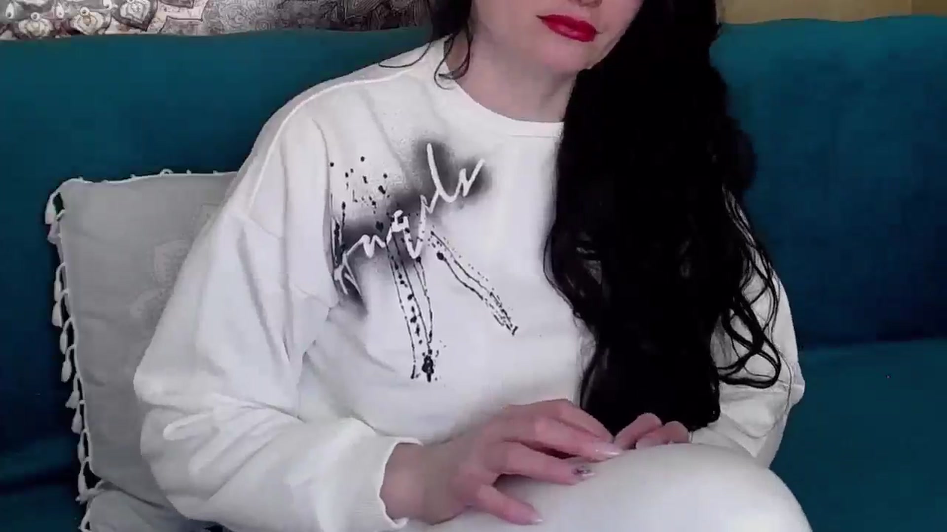 Gallery image thumbnail from ForeverChic's myfreecams stream on, 03/26/2025, 08:43 image 13 of 20