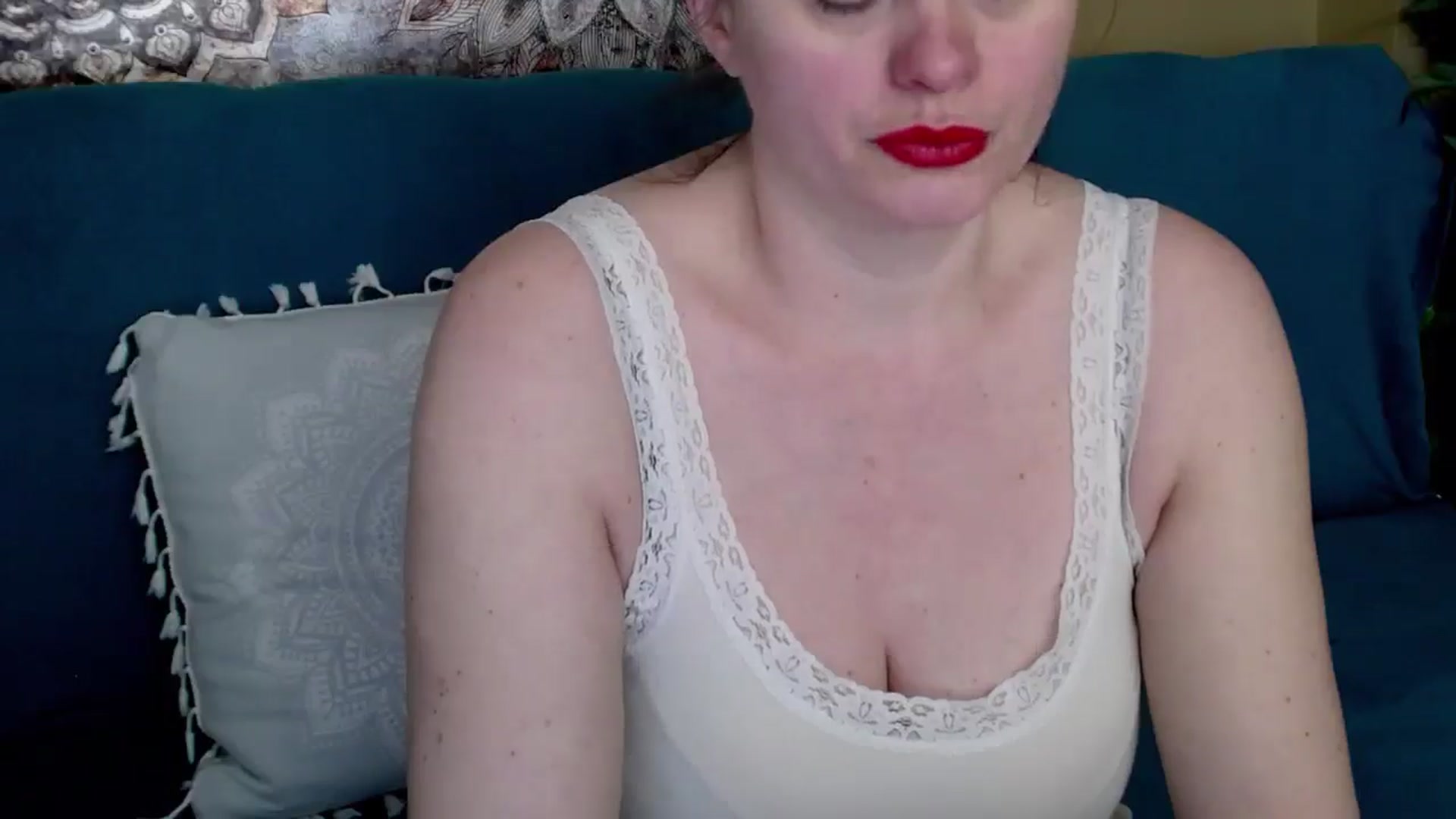 Gallery image thumbnail from ForeverChic's myfreecams stream on, 03/28/2025, 08:05 image 3 of 20
