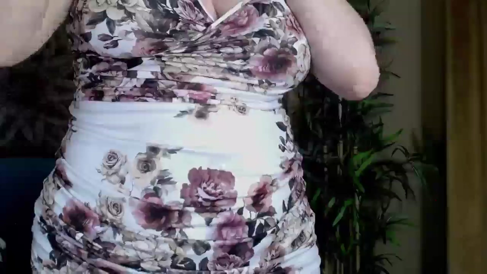 Gallery image thumbnail from ForeverChic's myfreecams stream on, 03/29/2025, 08:40 image 18 of 20