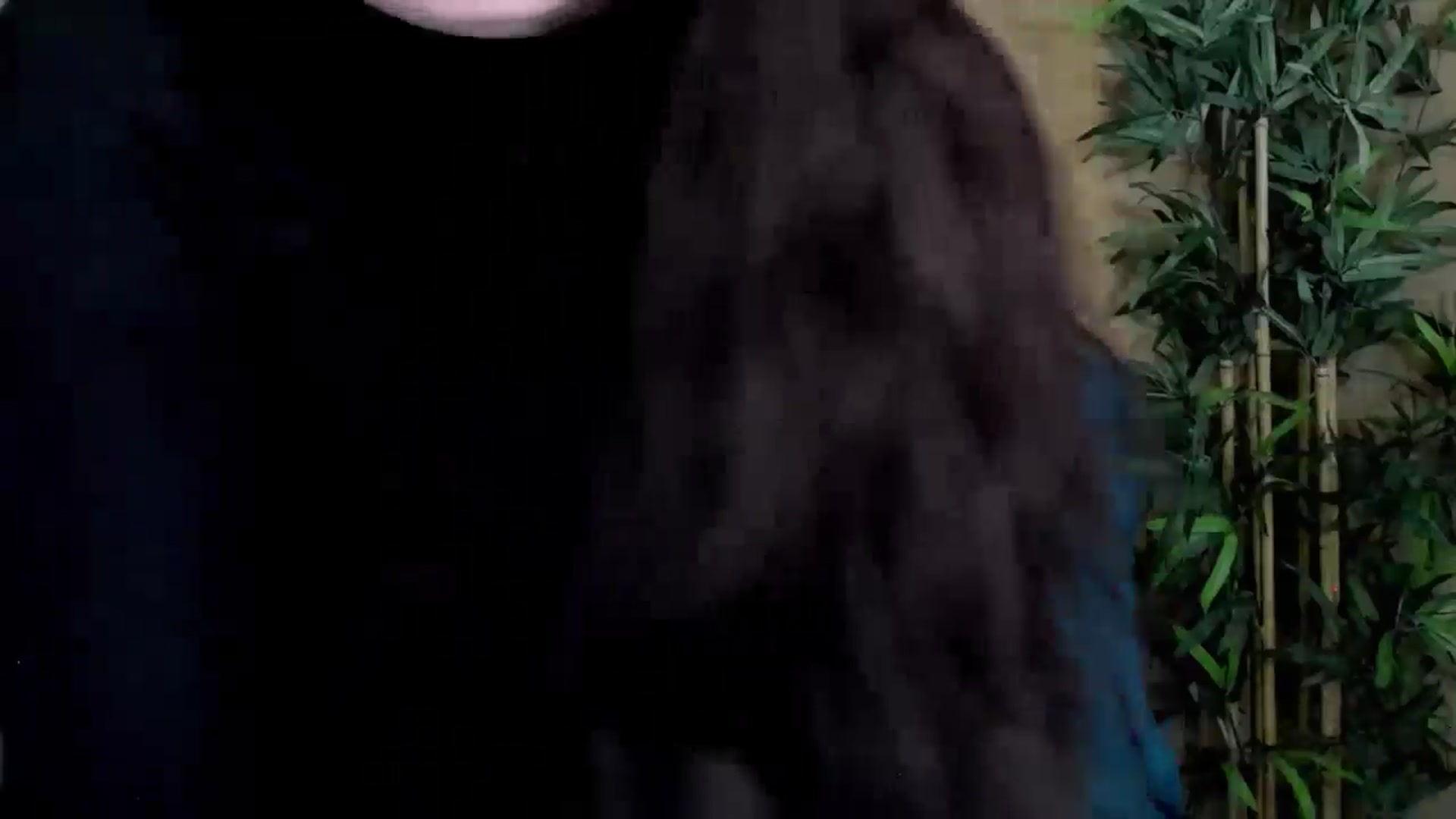 Gallery image thumbnail from ForeverChic's myfreecams stream on, 03/31/2025, 08:13 image 17 of 20
