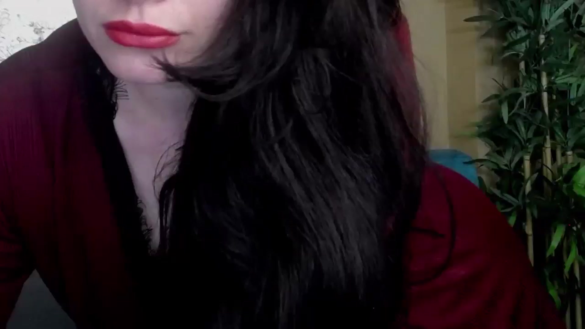 Gallery image thumbnail from ForeverChic's myfreecams stream on, 04/08/2025, 08:08 image 1 of 20