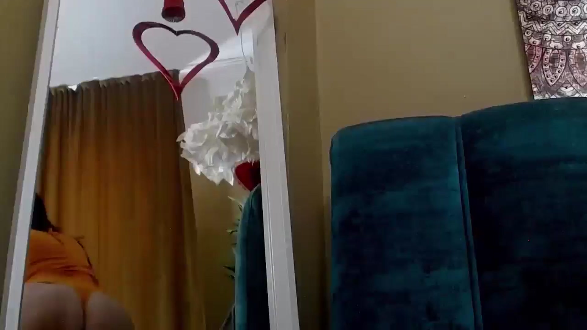 Gallery image thumbnail from ForeverChic's myfreecams stream on, 04/09/2025, 07:35 image 13 of 20