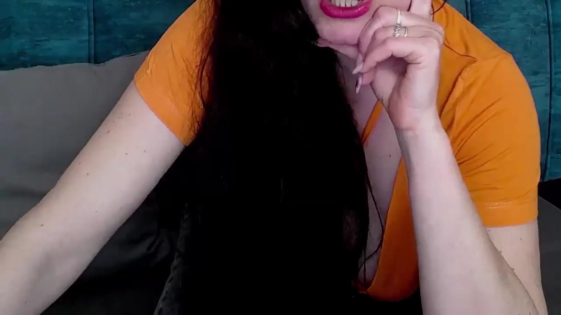 Gallery image thumbnail from ForeverChic's myfreecams stream on, 04/09/2025, 10:46 image 6 of 20