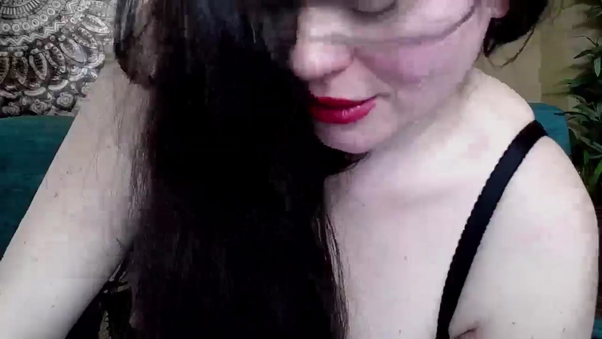 Gallery image thumbnail from ForeverChic's myfreecams stream on, 04/10/2025, 08:34 image 11 of 20