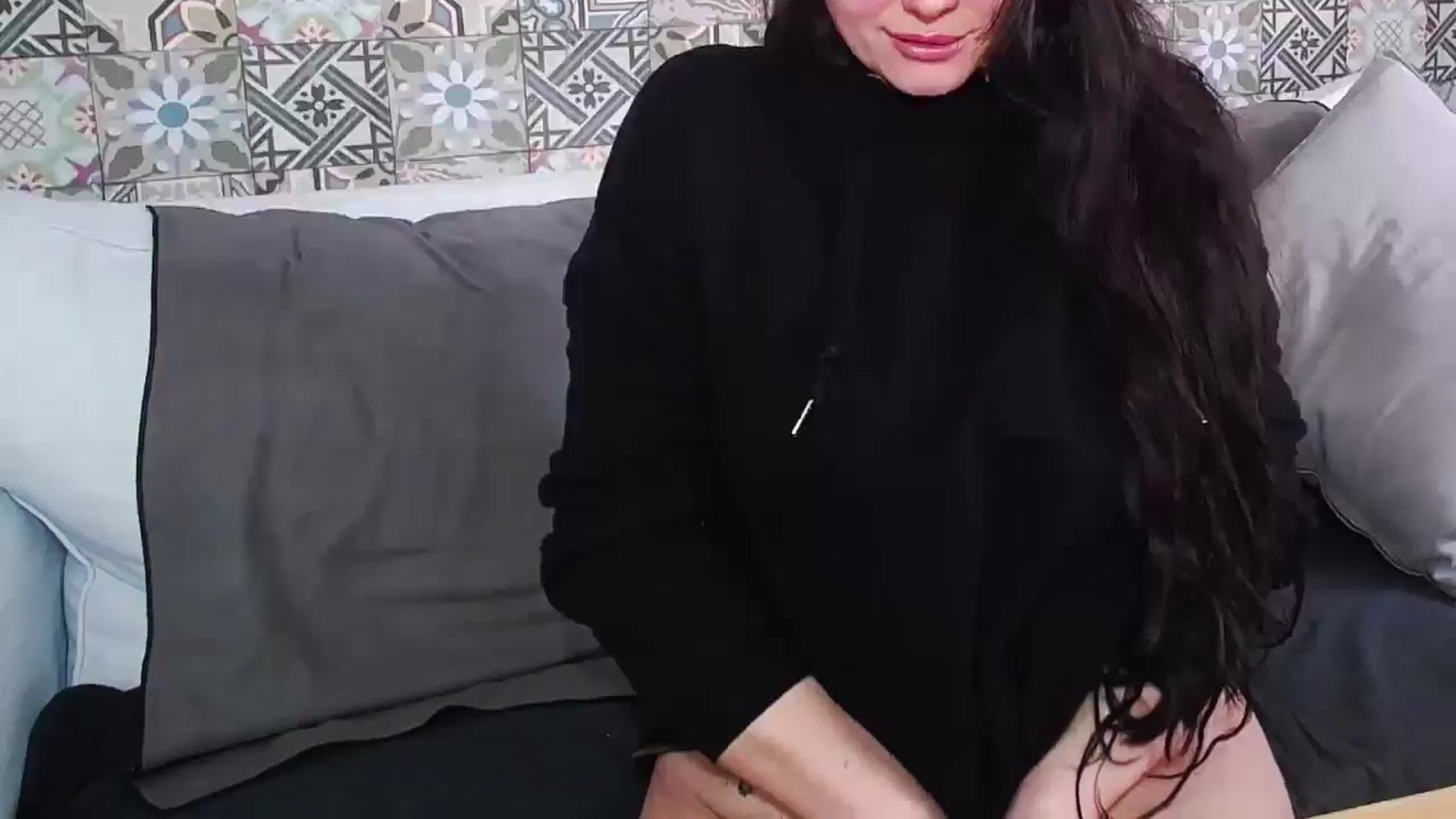 Gallery image thumbnail from ForeverChic's myfreecams stream on, 04/11/2025, 07:46 image 16 of 20