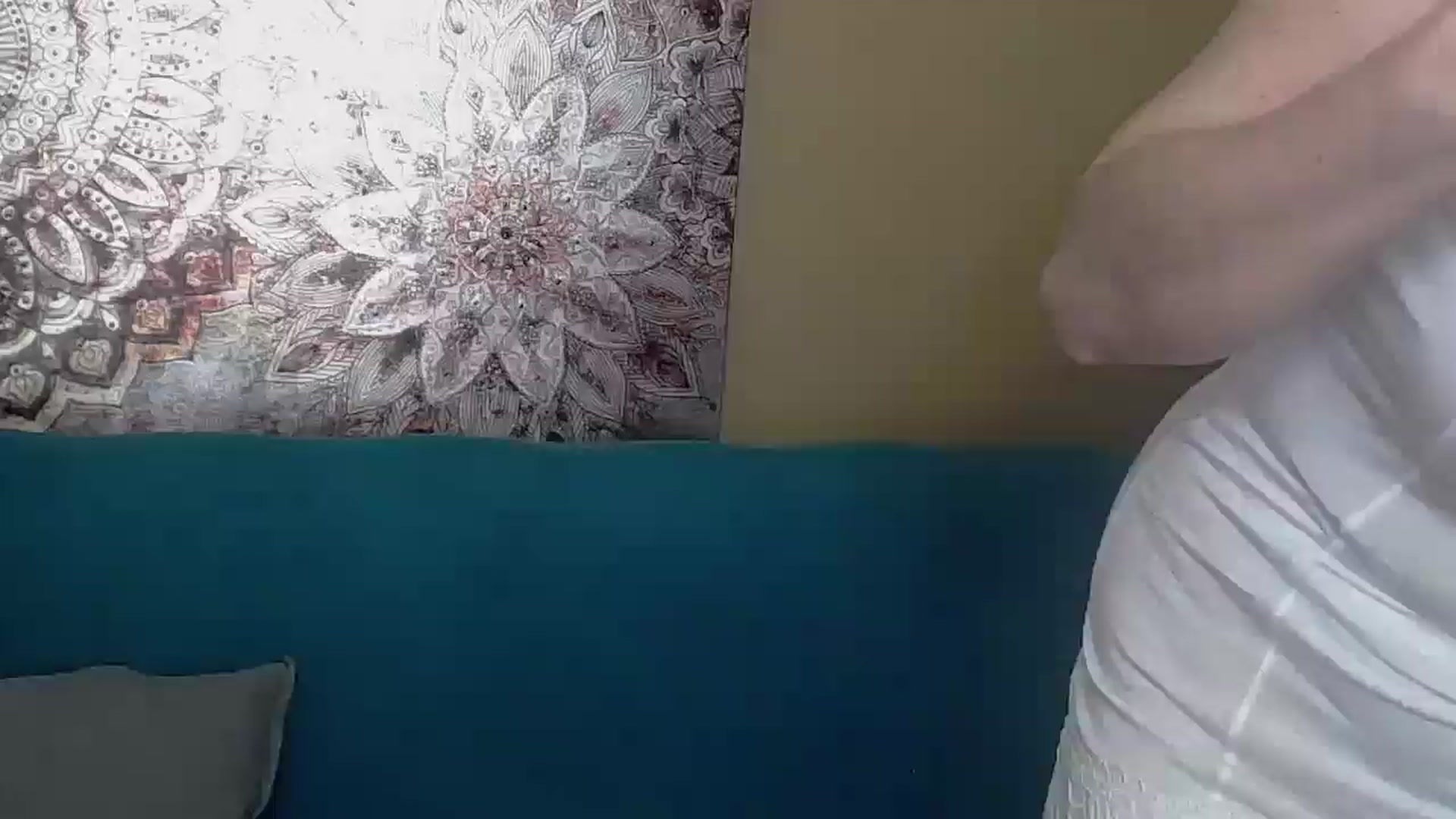 Gallery image thumbnail from ForeverChic's myfreecams stream on, 04/24/2025, 09:09 image 1 of 20