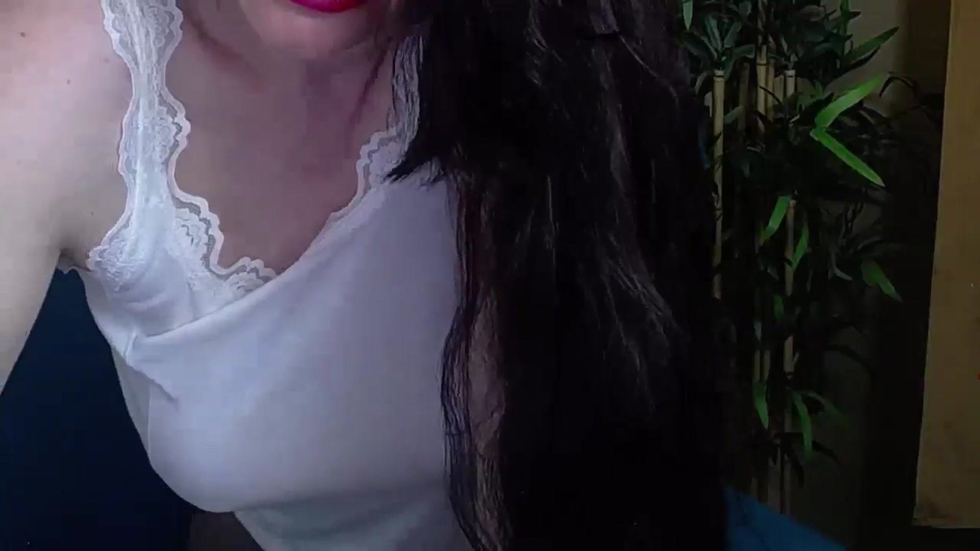 Gallery image thumbnail from ForeverChic's myfreecams stream on, 04/24/2025, 09:09 image 17 of 20