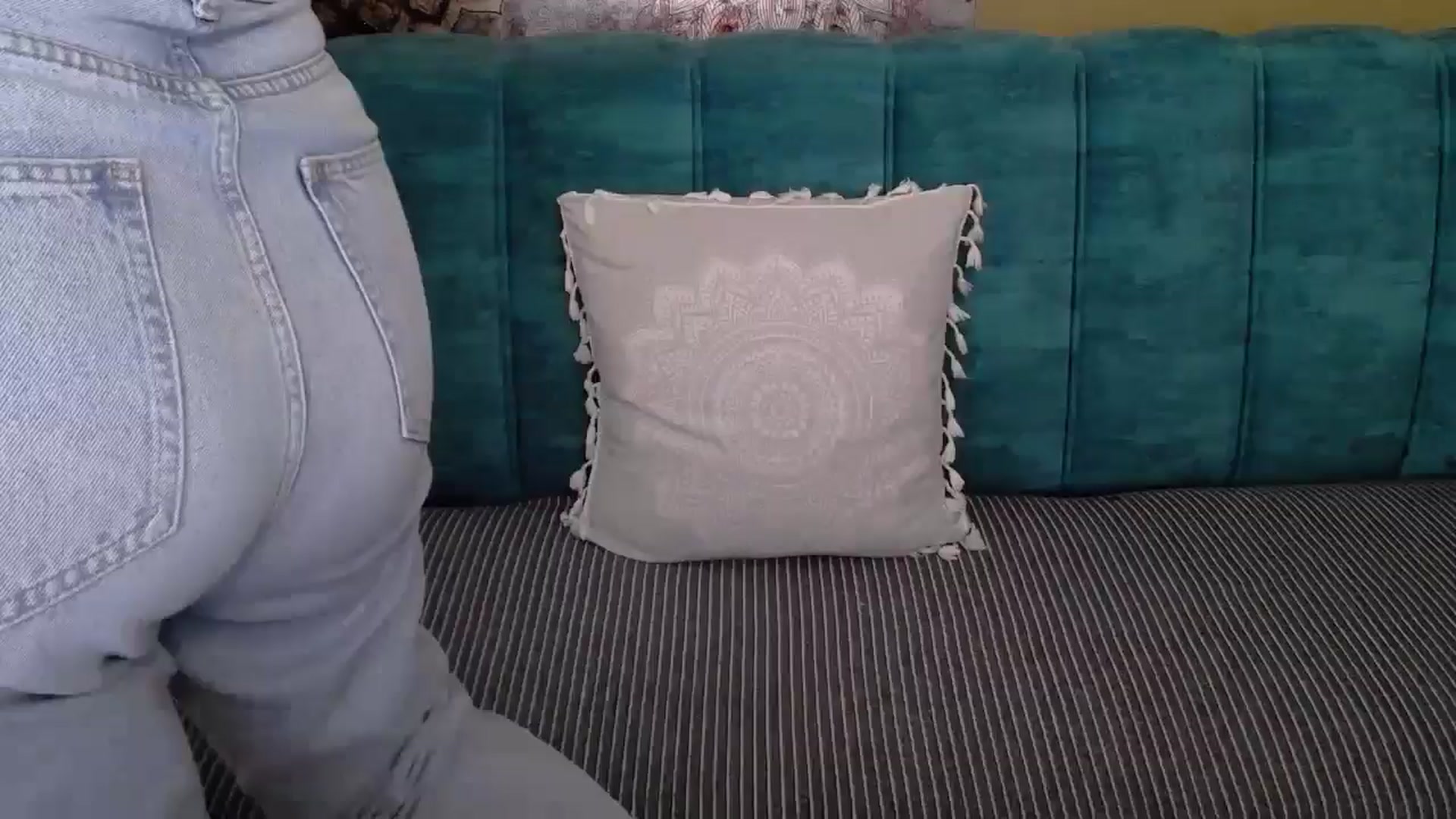 Gallery image thumbnail from ForeverChic's myfreecams stream on, 05/02/2025, 08:01 image 1 of 20