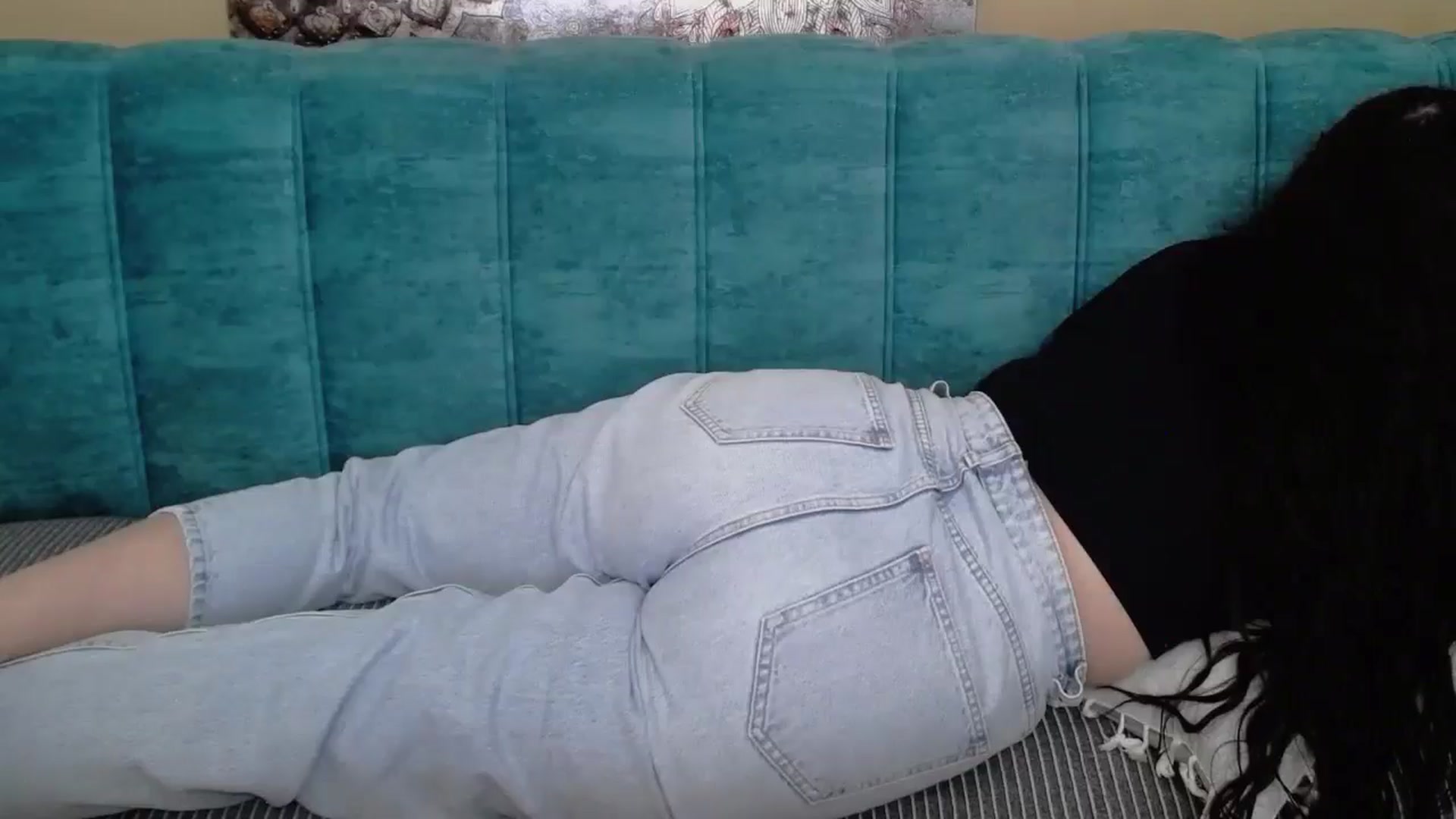 Gallery image thumbnail from ForeverChic's myfreecams stream on, 05/02/2025, 08:01 image 3 of 20