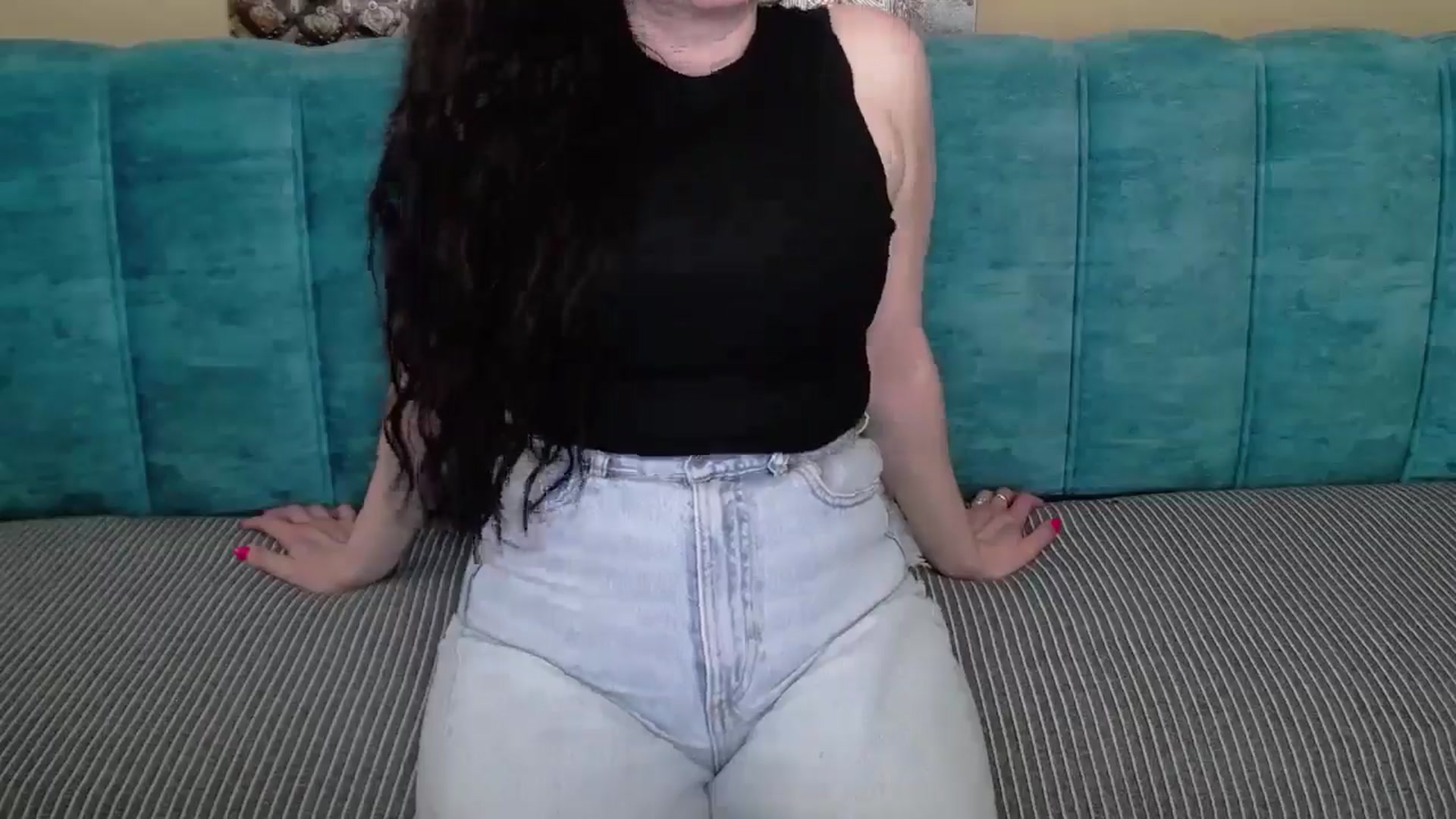 Gallery image thumbnail from ForeverChic's myfreecams stream on, 05/02/2025, 08:01 image 13 of 20