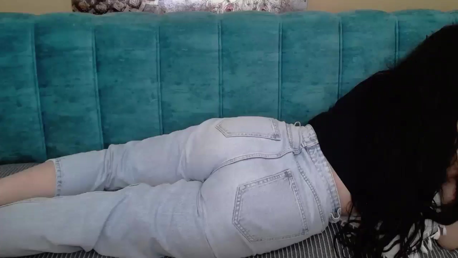 Gallery image thumbnail from ForeverChic's myfreecams stream on, 05/02/2025, 08:01 image 5 of 20