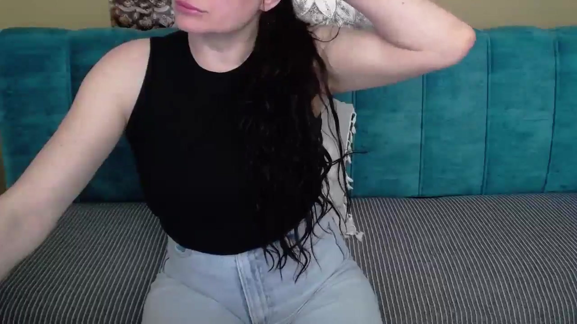 Gallery image thumbnail from ForeverChic's myfreecams stream on, 05/02/2025, 09:43 image 18 of 20