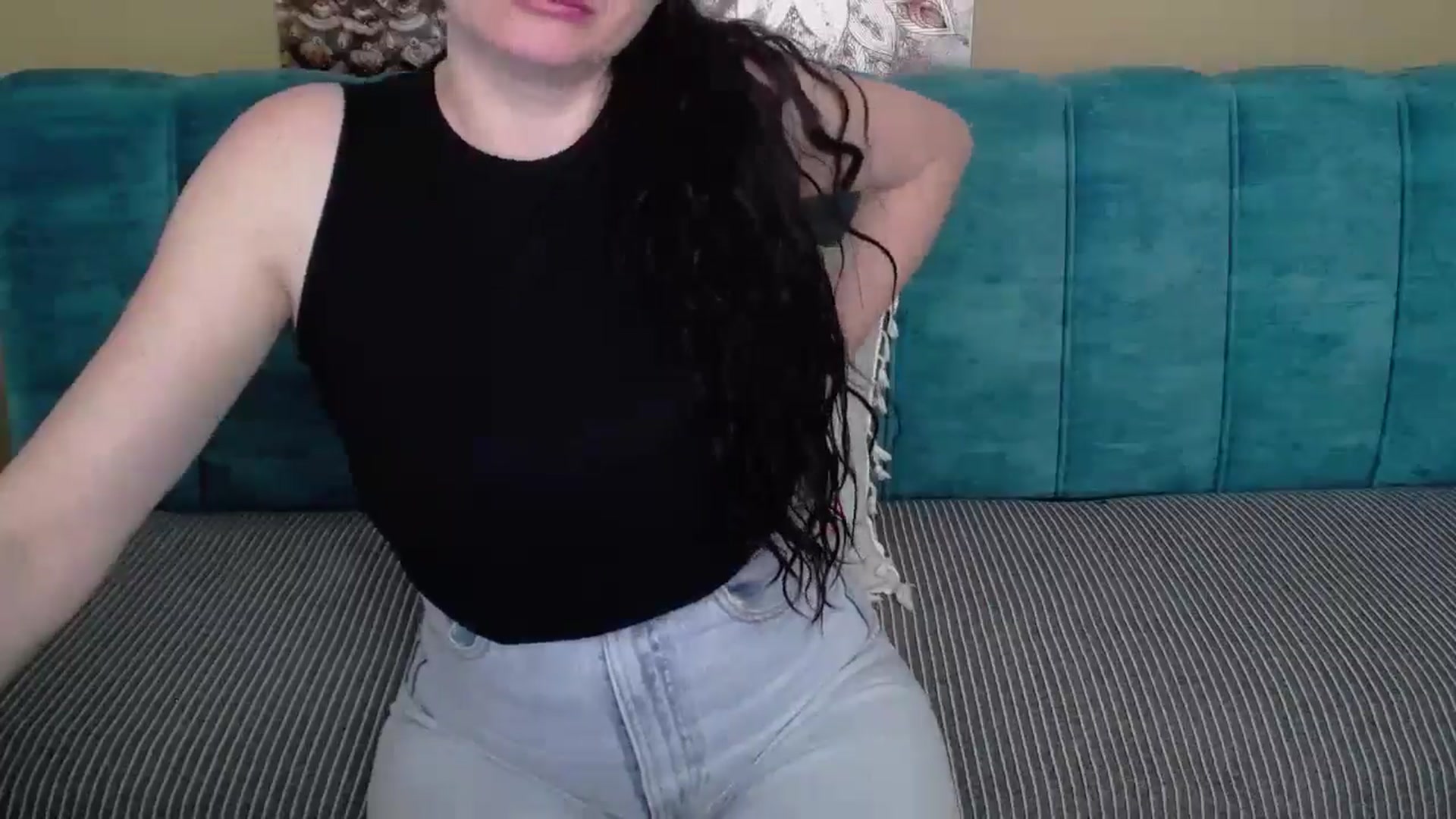 Gallery image thumbnail from ForeverChic's myfreecams stream on, 05/02/2025, 09:43 image 6 of 20