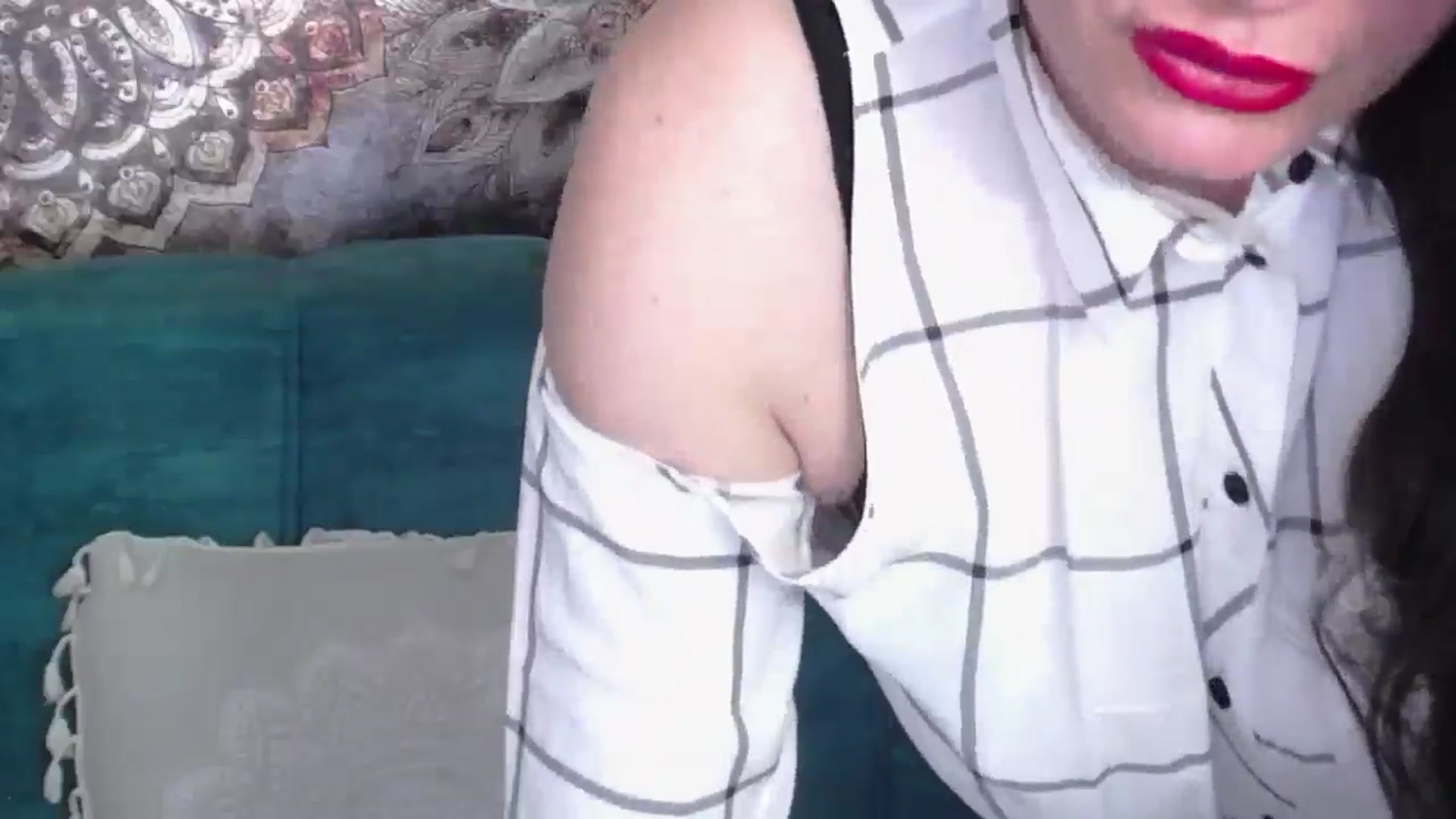 Gallery image thumbnail from ForeverChic's myfreecams stream on, 05/07/2025, 08:23 image 6 of 20