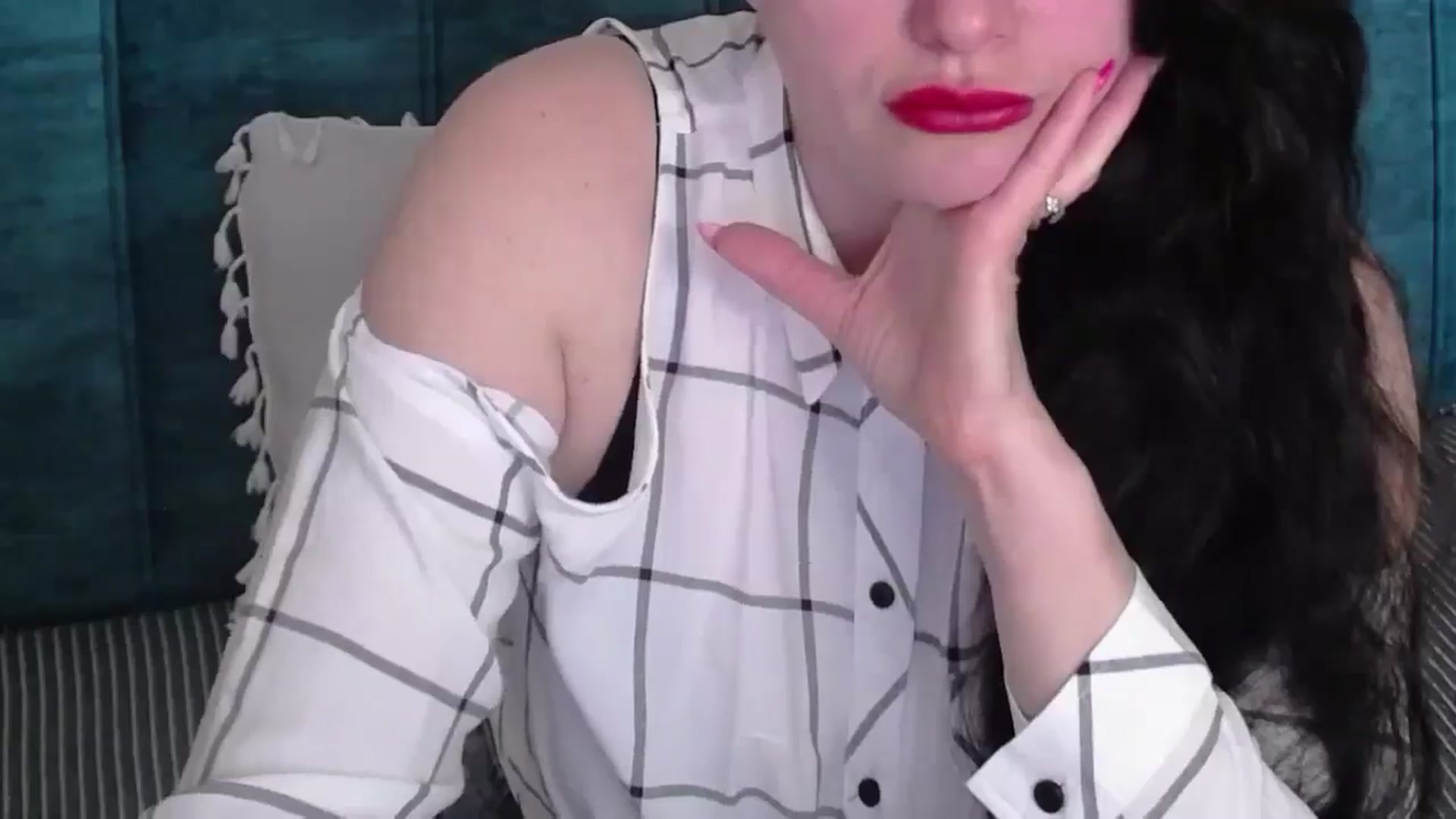 Gallery image thumbnail from ForeverChic's myfreecams stream on, 05/07/2025, 08:23 image 3 of 20