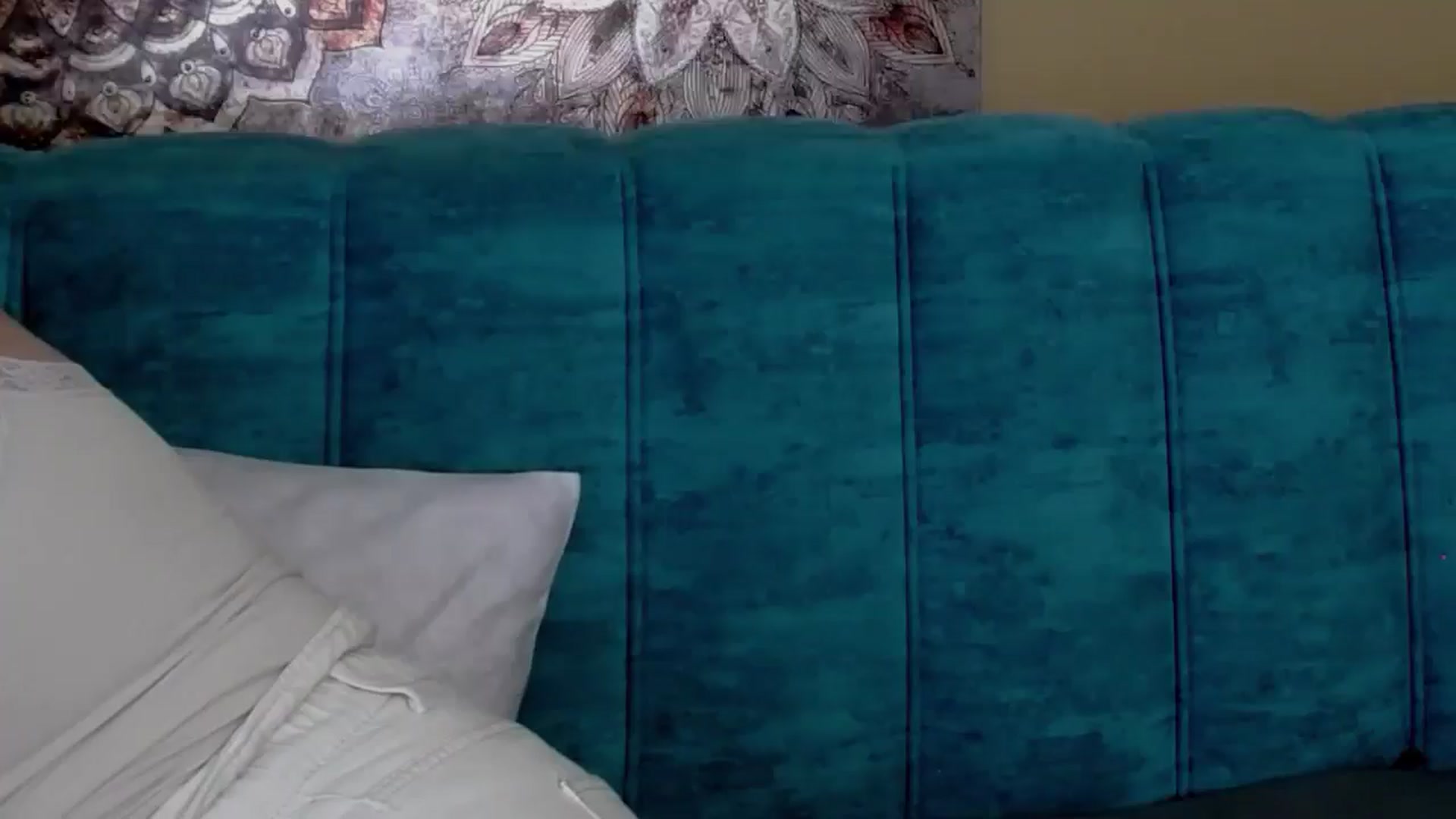 Gallery image thumbnail from ForeverChic's myfreecams stream on, 05/14/2025, 09:32 image 5 of 20