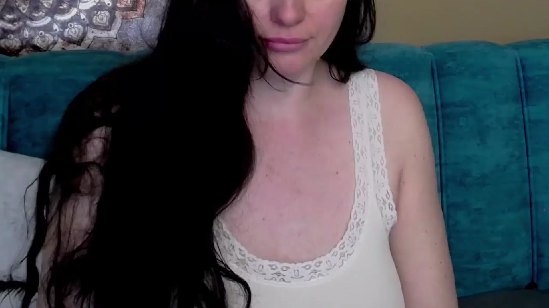 Gallery image thumbnail from ForeverChic's myfreecams stream on, 05/14/2025, 09:32 image 3 of 20