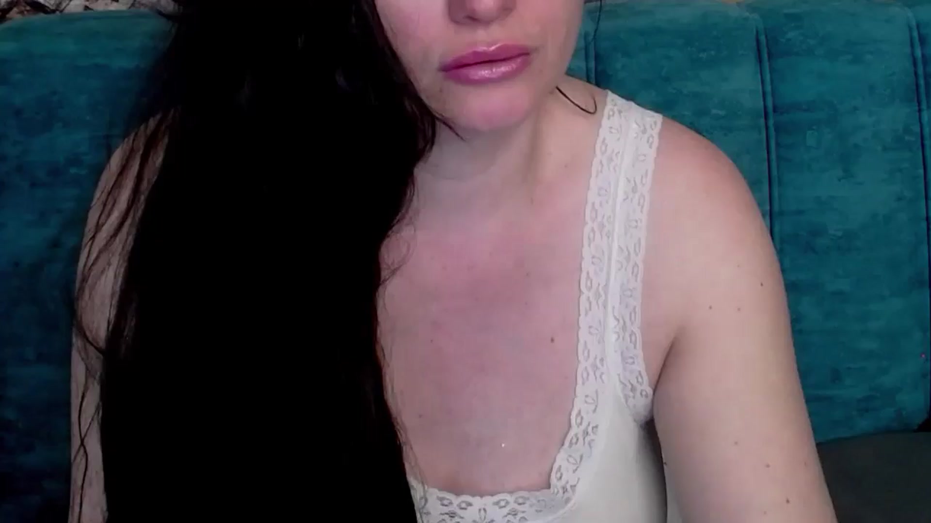 Gallery image thumbnail from ForeverChic's myfreecams stream on, 05/14/2025, 09:32 image 7 of 20