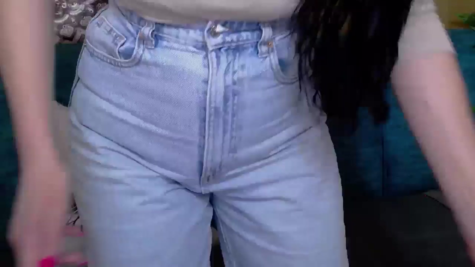 Gallery image thumbnail from ForeverChic's myfreecams stream on, 05/15/2025, 06:58 image 10 of 20