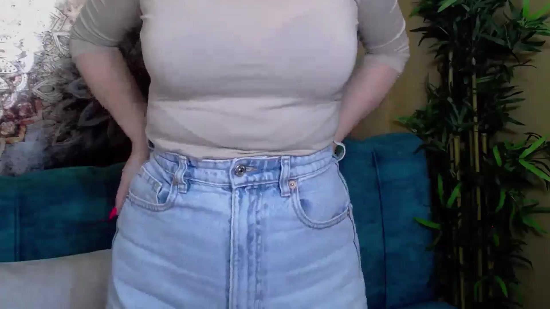 Gallery image thumbnail from ForeverChic's myfreecams stream on, 05/15/2025, 06:58 image 3 of 20
