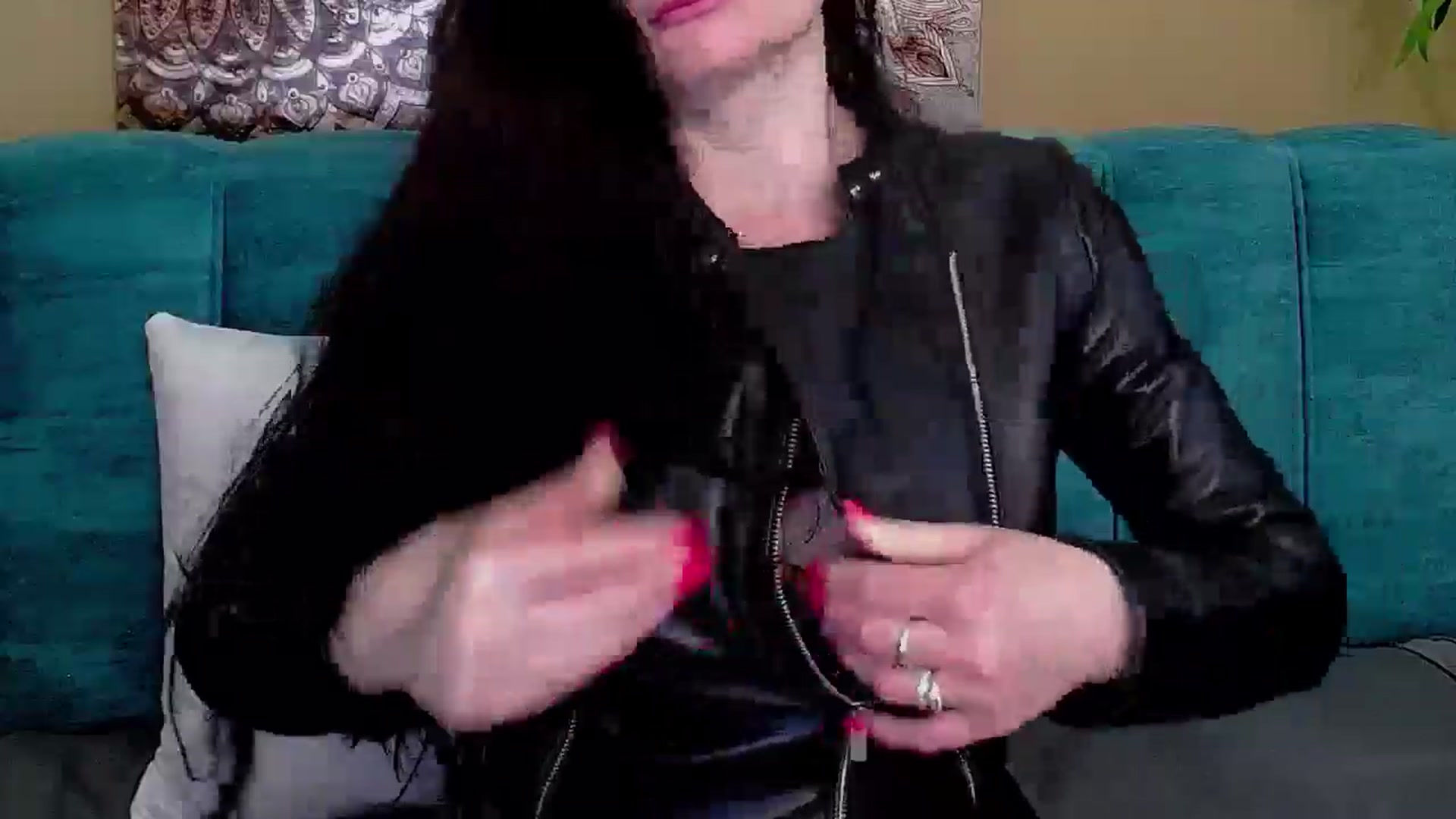 Gallery image thumbnail from ForeverChic's myfreecams stream on, 05/16/2025, 07:22 image 5 of 20